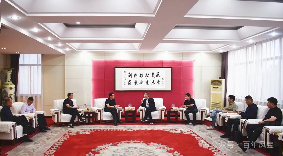 山东日照港集团董事长张江南一行到九体育官方网站走访调研